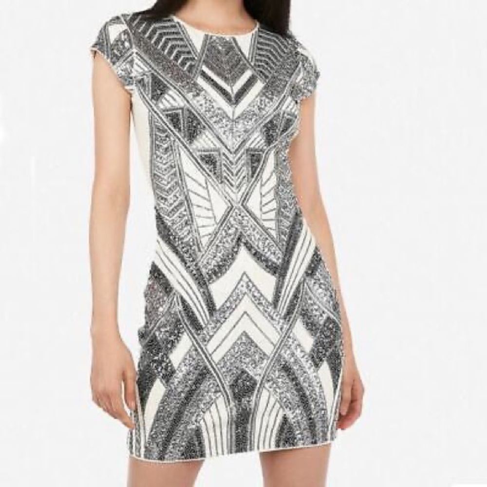 Express Black and White Sheath Mini Dress with Cap Sleeves for Cocktail